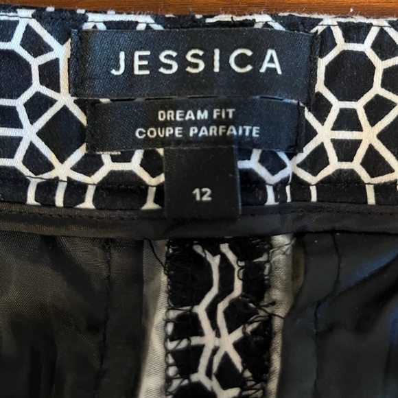 JESSICA Dream Fit Black & White Bermuda Shorts 12 - Picture 4 of 6